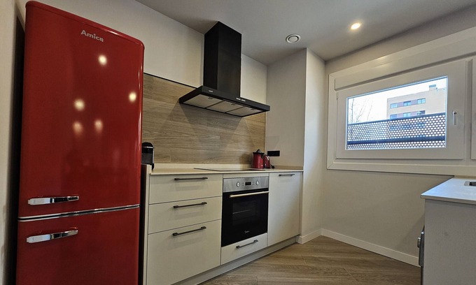 Rochapea Apartment | Discover Portal de Francia TuApartamento with Family-Friendly Amenities