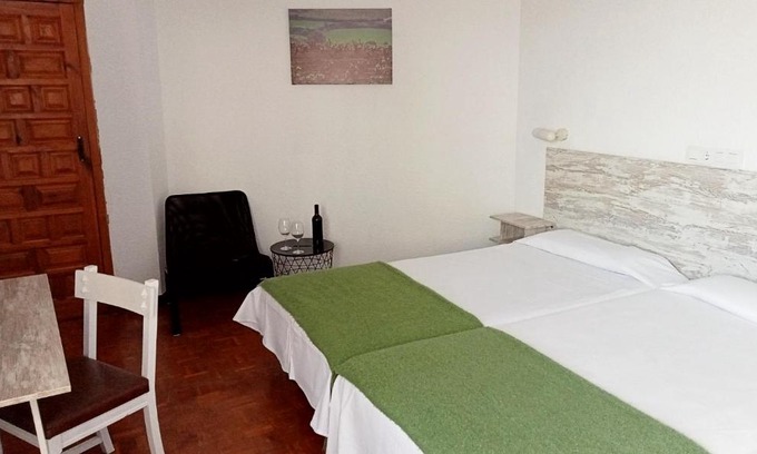 Brinas Hotel | Pet-Friendly Portal De La Rioja: Ideal for Family Stays