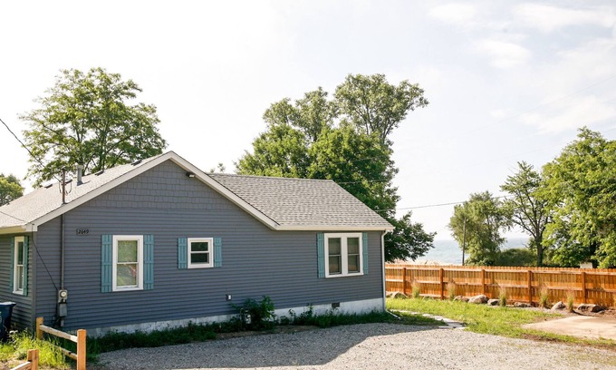 Porter Beach House | Beachside Retreat: Porter Beach Home with Pool & Spa