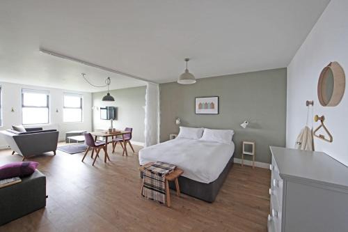John O'Groats House | Pet-Friendly Portgordon 1 Bed Studio with High Guest Rating