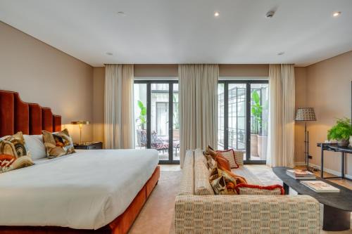 Aldoar Foz do Douro e Nevogilde Hotel | Oceanfront Getaway at Portie Deluxe Suites by DA'HOME