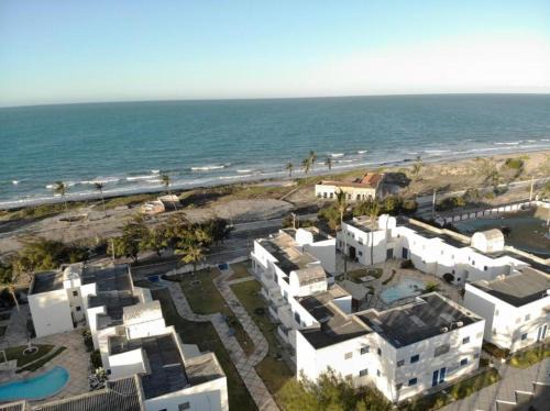 Aracati Apartment | Oceanfront Retreat at Porto Canoa near Canoa Quebrada