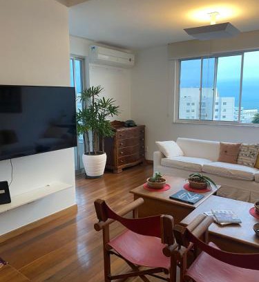 Barra Apartment | Oceanfront Porto da Barra Vista Mar - Rated 9.3/10 by Guests