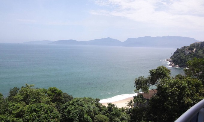Conceicao de Jacarei Apartment | Oceanfront Porto Real Resort Apartment with Pool & Spa
