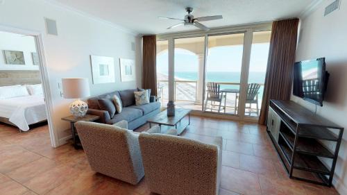 Pensacola Beach Apartment | Oceanfront Bliss at Portofino Tower 3 - Rated 10/10