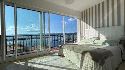 Portosin House | Portosin Casa Preciosa with Ocean Views and Pet-Friendly Charm