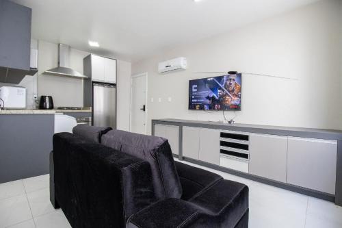 Centro Apartment | Cozy POS25B: Smart TV, Wi-Fi & Pet-Friendly Comfort
