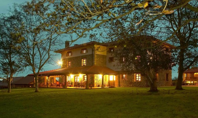 Orena House | Relax at Posada Caborredondo - Wheelchair Accessible Haven