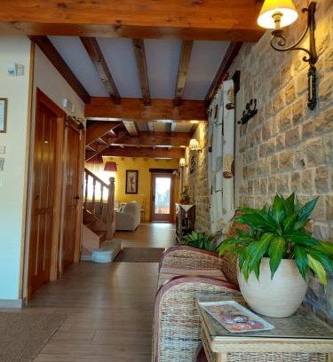 Sierra de Ibio House | Discover Oceanfront Comfort at Posada Campa Hotel