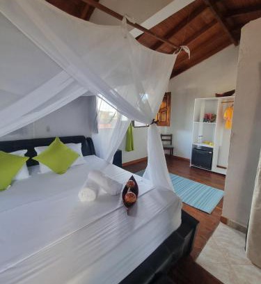 Nuqui House | Family-Friendly Stay at Posada Caracolí Nuquí – 10/10 Rating