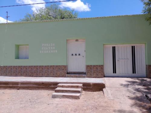 Tinogasta House | Welcoming Posada Cuatro Hermanos - Family & Pet Friendly