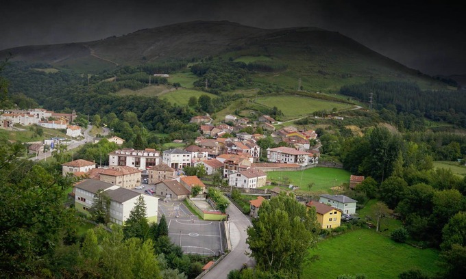 Puentenansa Bed & Breakfast | Top-Rated Retreat at Posada de Fidel with Pool & Spa