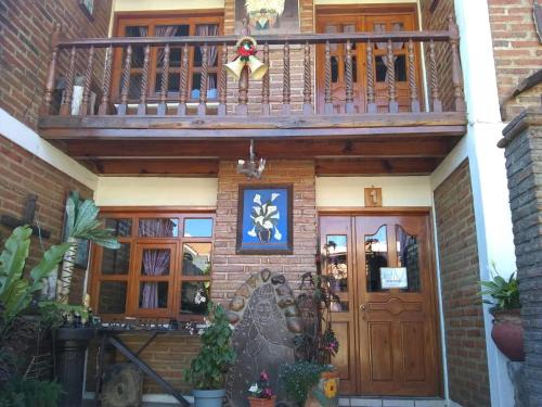 Mazamitla Cabin | Charming Posada de Los Reyes - Guest Rated 9/10