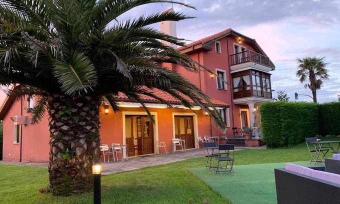 Suesa House | Welcoming Posada de Suesa: Pet-Friendly Haven Awaits
