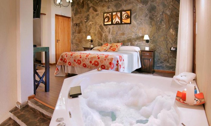 Villa General Belgrano Hotel | Premier Stay at Posada del Sauce with Pool & Hot Tub
