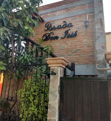 El Fuerte Hotel | Budget-Friendly Stay at Posada Don Jose with Breakfast & Pets