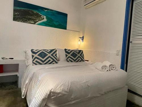 Los Roques National Park Hotel | Family-Friendly Retreat at Posada Lagunita Awaits You