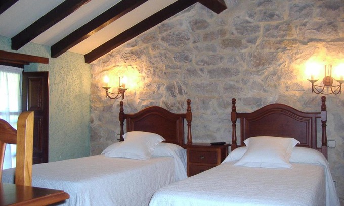 Barcenilla House | Beachfront Posada Las Puentes with Ocean View Awaits You