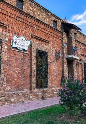 Ramallo Hotel | Family-Friendly Retreat at Posada Los Angelos - Rated 9.7