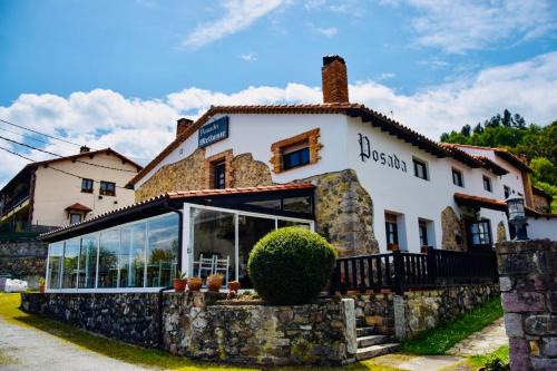 Pechon House | Family-Friendly Retreat at Posada Mellante with High Ratings
