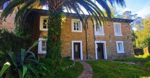 Cobijon Hotel | Pet-Friendly Retreat at Posada - Meson la Gándara