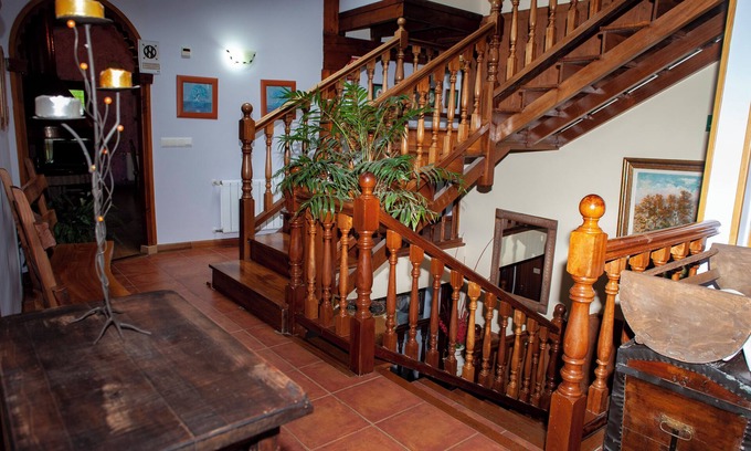Lon Hotel | Cozy Getaway at Posada Peñas Arriba with Family-Friendly Amenities