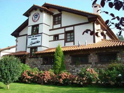 Treceno House | Discover Posada Restaurante Prada a Tope with Ocean Views