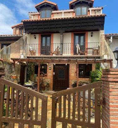 San Vicente de la Barquera Hotel | Pet-Friendly Retreat at Posada Rural La Peña Casares
