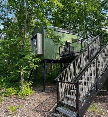 Ostrava Other | Guest Rated 9.6: Posed U HRADU with Family & Pet Amenities
