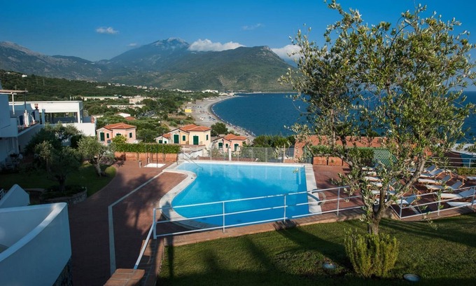 Villammare Apartment | Posidonia: Serene Apartment with Sea View & Infinity Pool