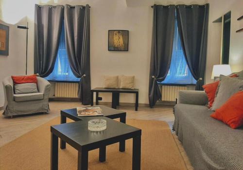 Sturla Apartment | Oceanfront Posidonia: Pet-Friendly Haven with Breakfast