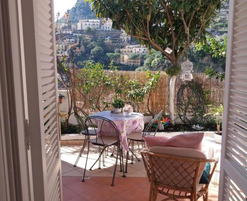 Liparlati Apartment | Eco-Friendly Retreat at Positano Casa Delizia - 10/10 Rating