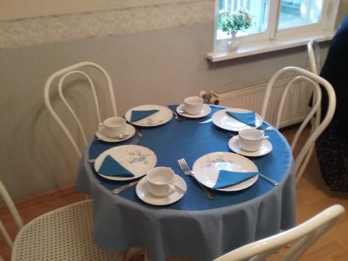 Kadriorg House | Relax at Poska Villa Guesthouse with Oceanfront Bliss