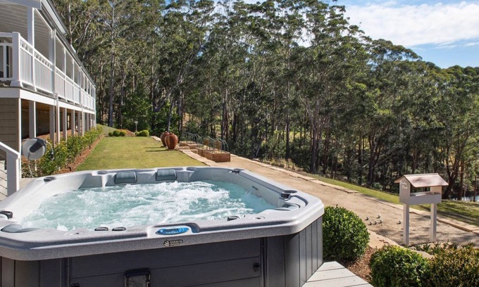 Berry House | Experience Comfort at Possum Gully Lodge in Berry