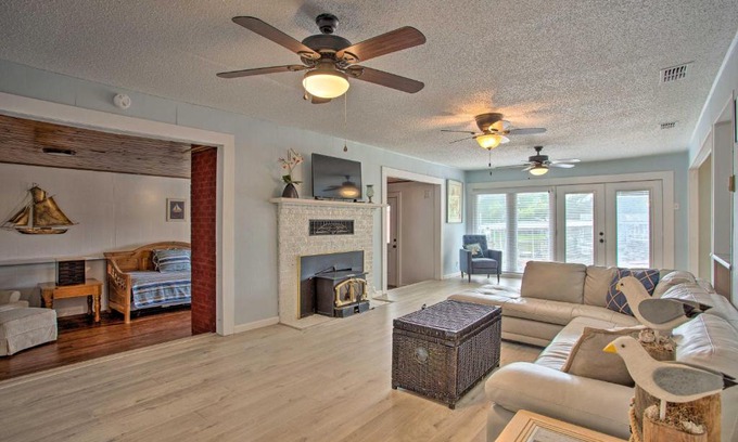 Graford House | Lakefront Home at Possum Kingdom with Dock & Family Fun