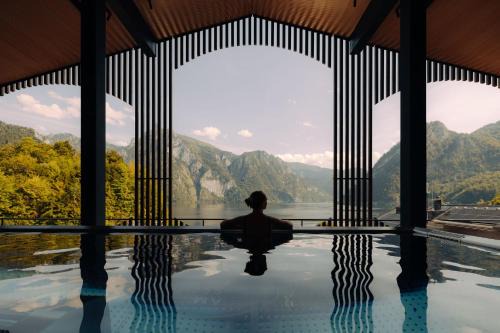 Traunkirchen Hotel | Oceanfront Escape at Post Am See - 4-Star Pet-Friendly Retreat