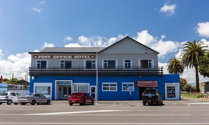 Foxton Hotel | Discover Post Office Hotel: Highly Rated & Budget-Friendly Stay