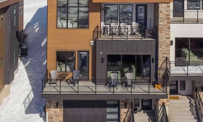 Hideout House | Heavenly Escape with Hot Tub and Spa Amenities