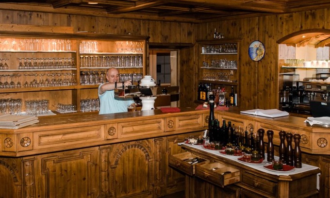 Aschau im Chiemgau Hotel | Discover Posthotel: Family-Friendly Stay with Delicious Dining