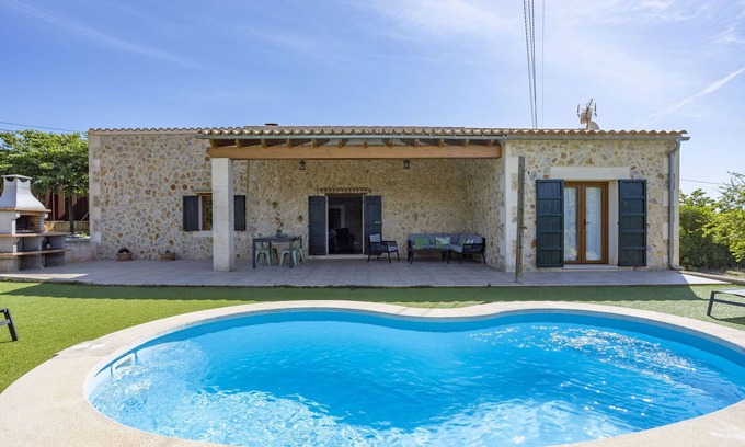Selva Villa | Discover Pou Monjo: Reviews of 9.6 with Pool & Spa