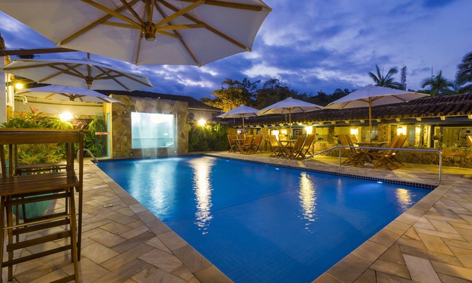 Historic Center Hotel | Inviting Pousada Aconchego with Pool & Family-Friendly Perks