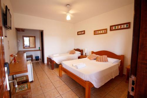 Centro Hotel | Budget-Friendly Pousada Acqua Azul with Breakfast & Access