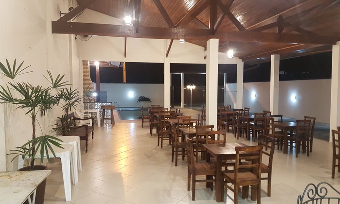 Caneca Fina Cottage | Discover Pousada Aguibam: Poolside Relaxation Awaits