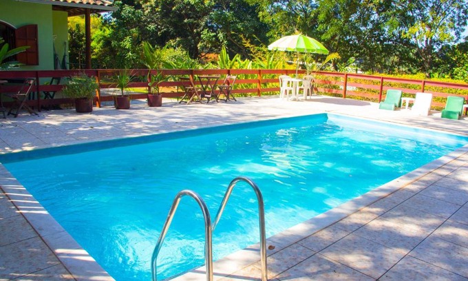 Serra do Cipo Hotel | Discover Pousada Alecrim: Family-Friendly with Pool Access