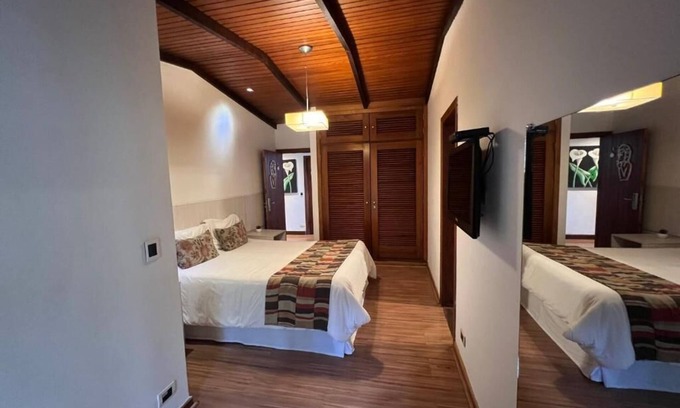 Vila Inglesa Hotel | Relax at Pousada Apple House - Top-Rated in Campos Do Jordão