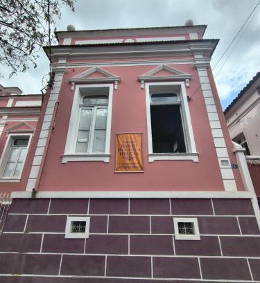 Granbery House | Budget-Friendly Pousada Barão de Santa Helena for Families