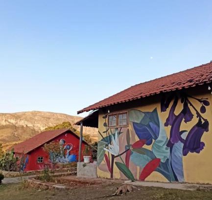 Santana do Riacho Cabin | Discover Pousada Barriga da Lua: Oceanfront Bliss Awaits
