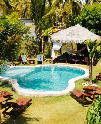 Itarema Hotel | Oceanfront Pousada Bate Vento with Pool & Spa Amenities