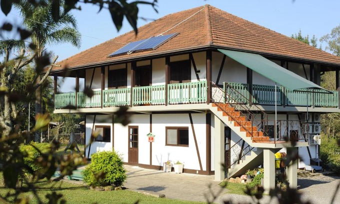 South Region Hotel | Exceptional Pousada Bauernhof with Kitchen Amenities
