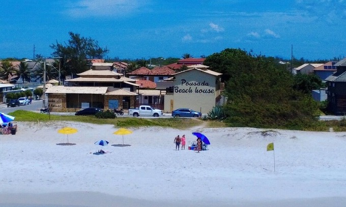 Foguete Hotel | Beachside Retreat: Pousada Beach House with Breakfast Included